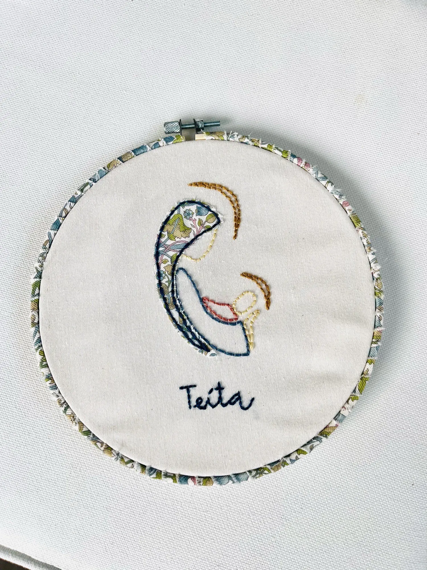 Virgencita bordada — Gali Studio